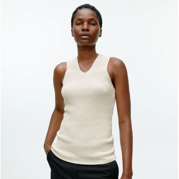 Knitted Sleeveless Top - Picture 2 of 3